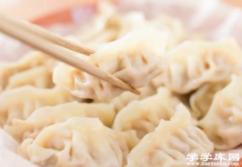 煎冷凍餃子要先煮熟嗎 直接煮不易破損粘連等